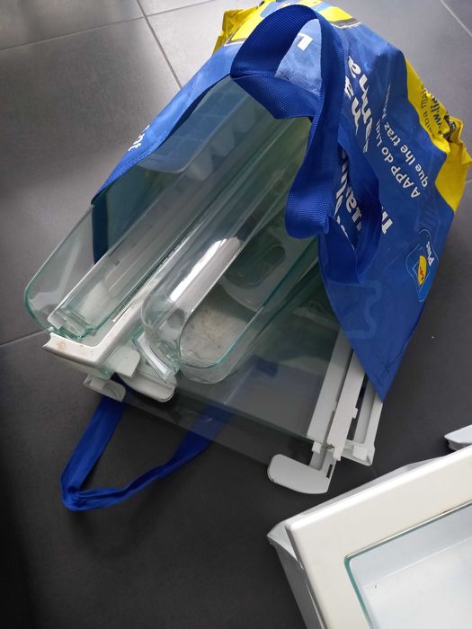 Peças interior Frigorífico combinado Hotpoint Ariston