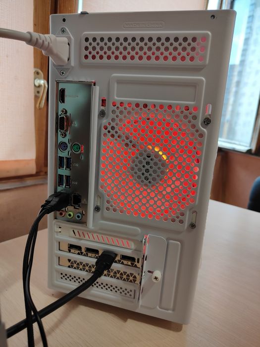 Ігровий білий ПК Ryzen 5 8400F/СРО 240 мм ARGB/16 Gb DDR5-5200 /(SSD+HDD) 756 Гб /MSI Pro A620/600 Вт/ підсвітка ARGB / новий сокет АМ5