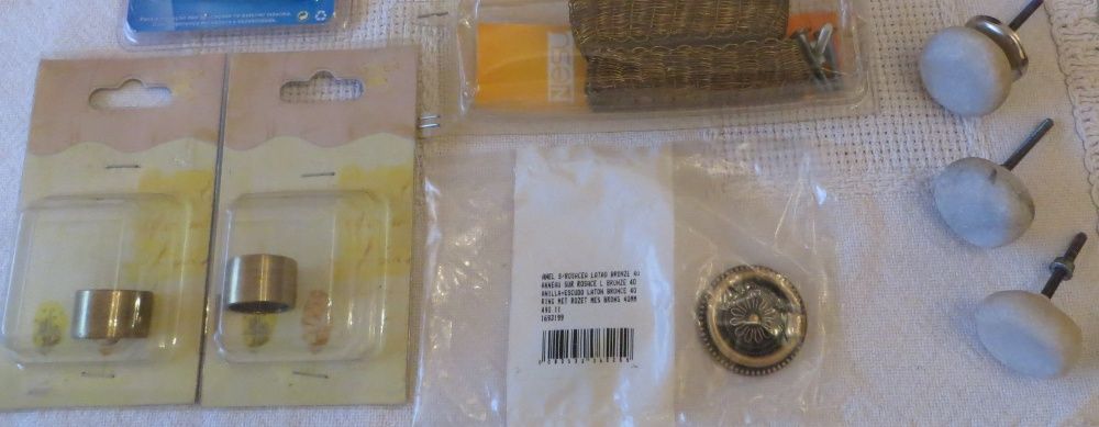 Puxadores Diversos para Portas e terminais - 10 Peças Novas