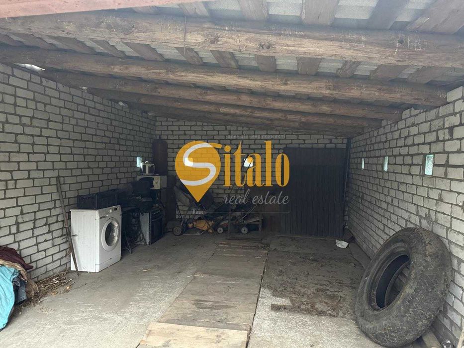 Будинок з комунікаціями, Гнідин Центр БЕЗ%