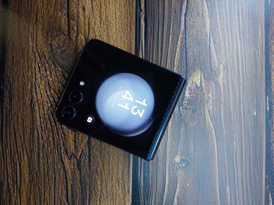 Samsung Z Flip 5 8/512 Duos