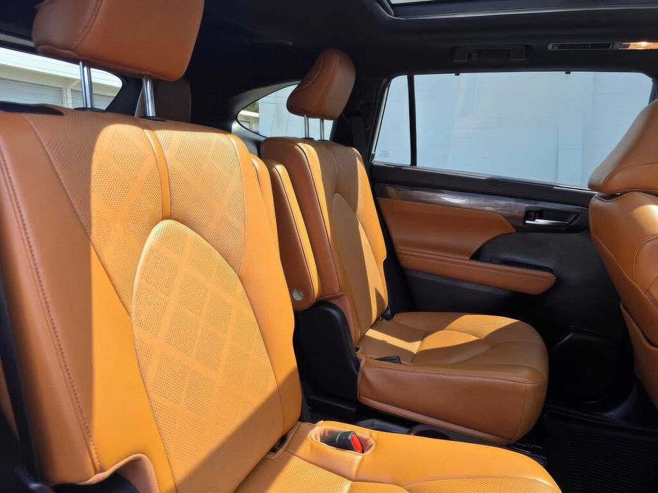 Toyota Highlander Platinum      2022
