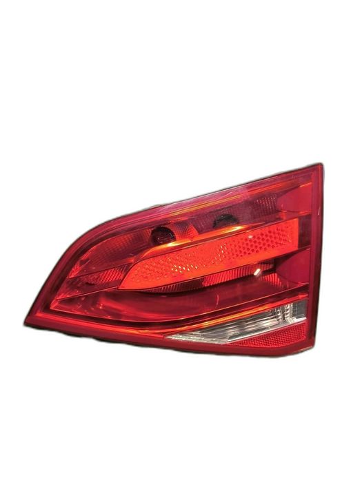 Farolim Direito AUDI A4 B8 Avant 8K5945094D (OEM)