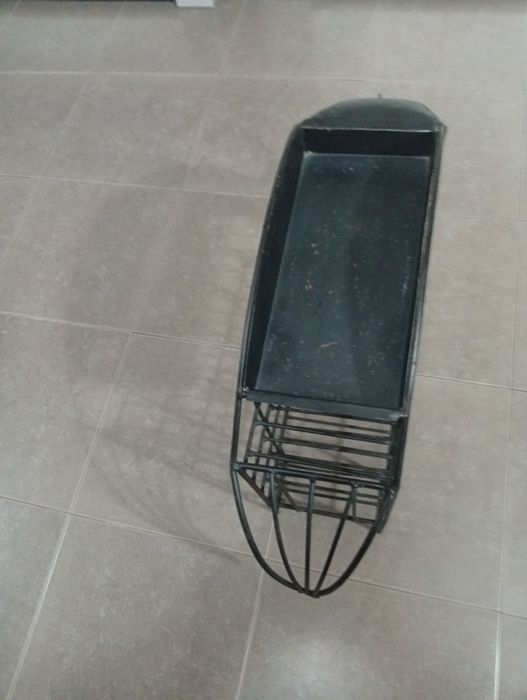 Garrafeira feita á mão