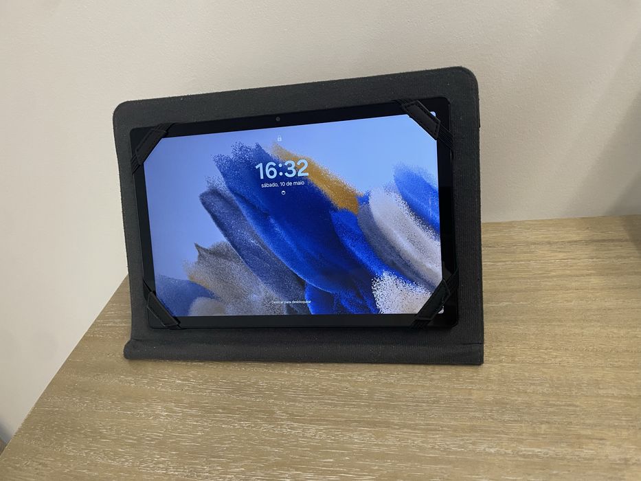 Samsung Galaxy tab A8 10.5 .