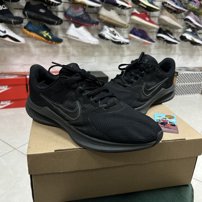Чоловічі кросівки Nike Downshifter 11 для бігу тренувань залу оригінал чорні сітка легкі на широку ногу бу 44,5 р спортивні