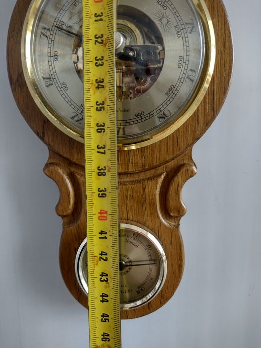 Барометр, Германия. Массив дуба.
