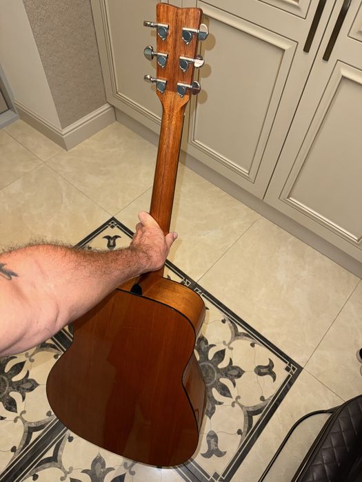 Продам Гитара Yamaha FG700S