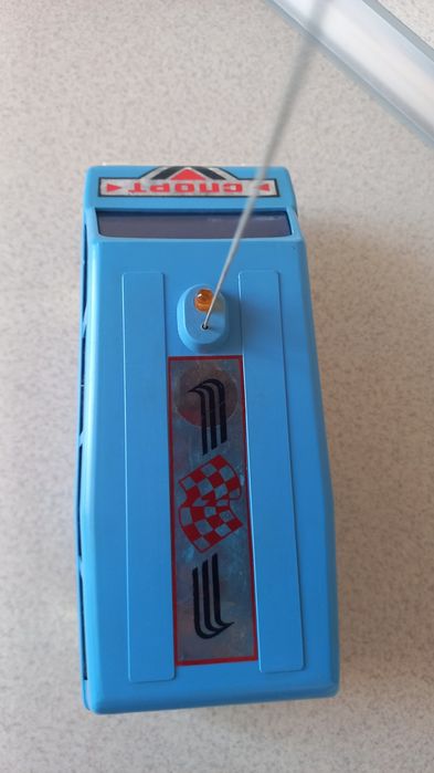 Продам радіокеровану іграшку