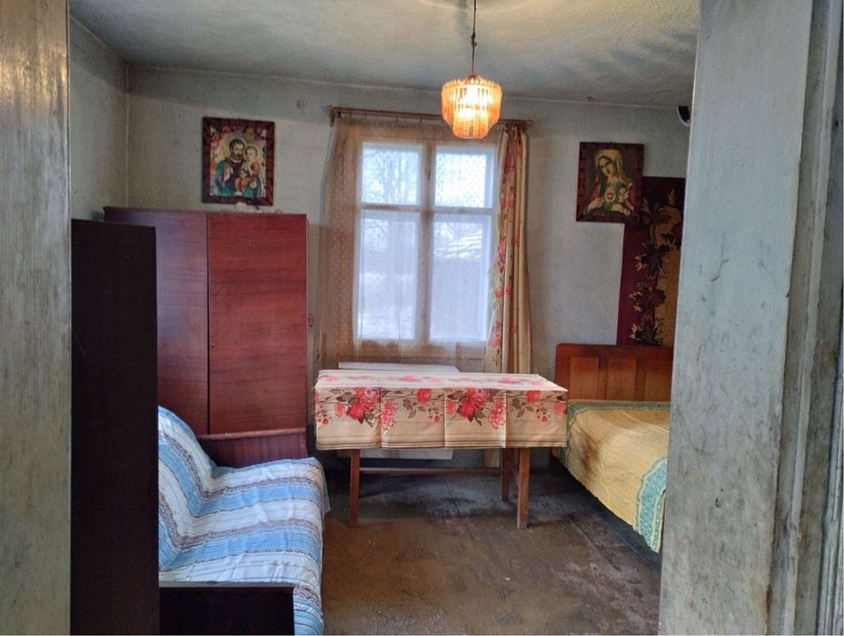 Продаю будинок в Княждворі, біля школи