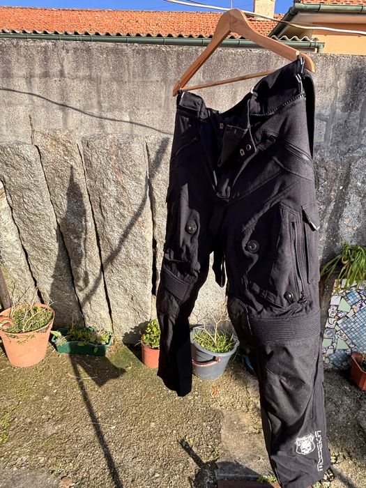 Vendo calça de mota para frio e chuva