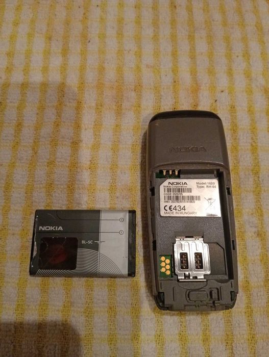 Telemóvel Nokia 1600