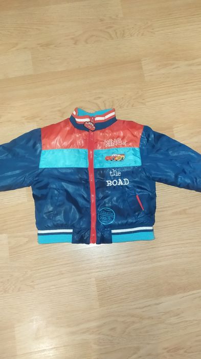 Продам двостороннюю куртку на осінь