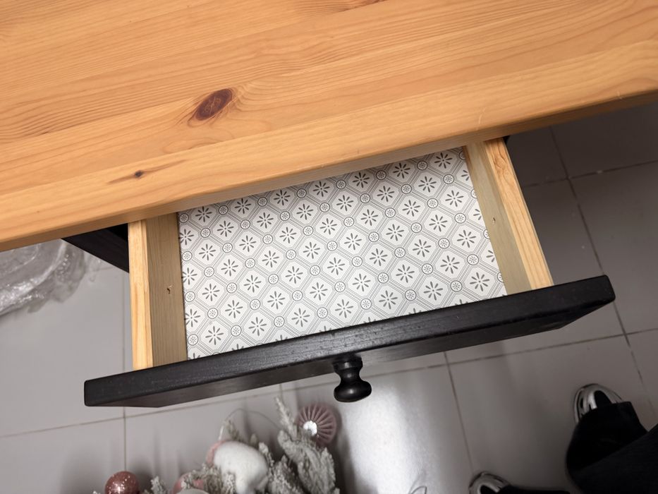 Secretaria com gavetas