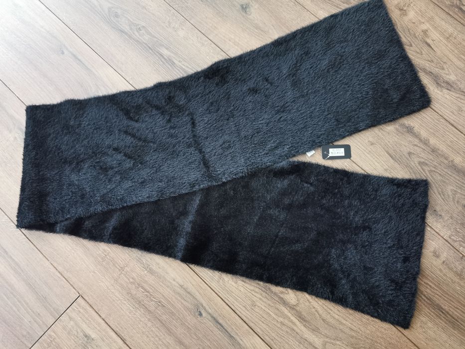 Nowy szalik szal z alpaki czarny