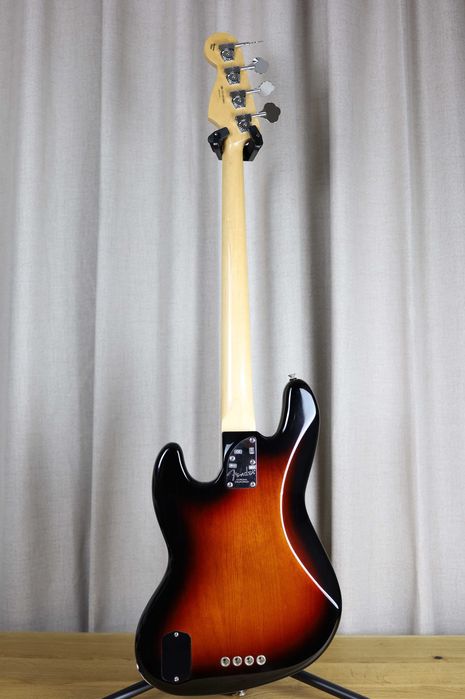 Fender Jazz Bass American Deluxe 4 - 2012 w/ Case, бас гітара