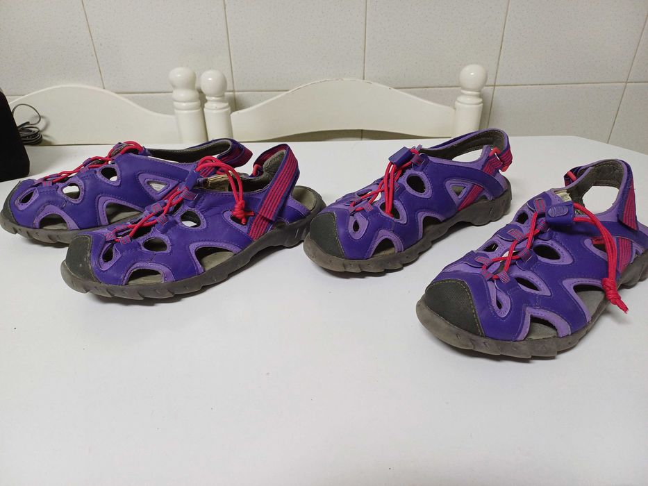 Sandálias Quechua Nº36/37 2 pares