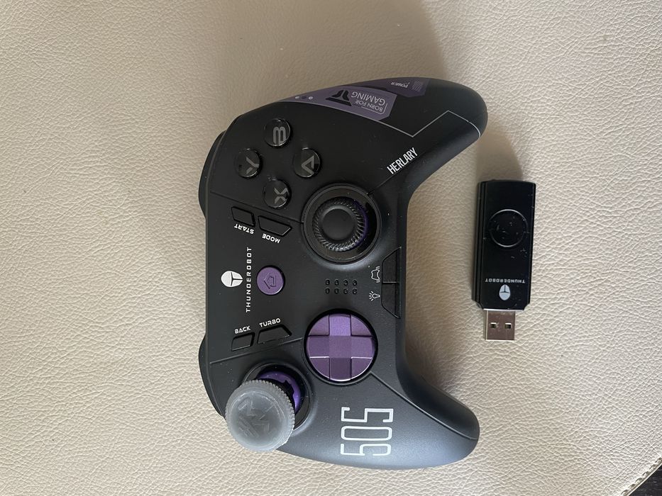 Comando com analogicos hall effect