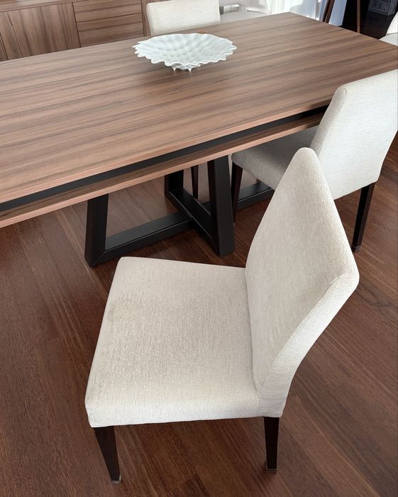4 cadeiras de sala de jantar