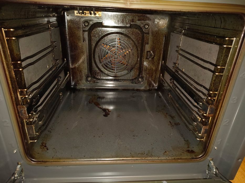 Piekarnik elektryczny pod zabudowę  Amica