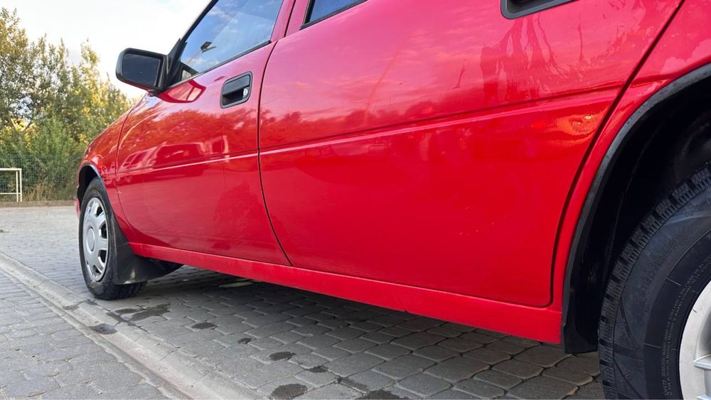 OPEL VECTRA 1989 VIN W0L000087L5059861 фото оголошення 8 з 24
