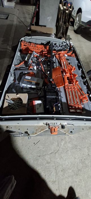 Корпус батареї нісан ліф 2011-2012 рік