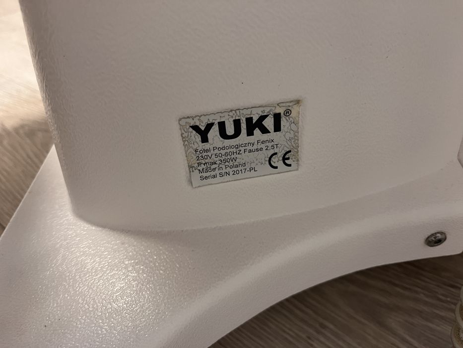 Fotel podologiczny YUKI