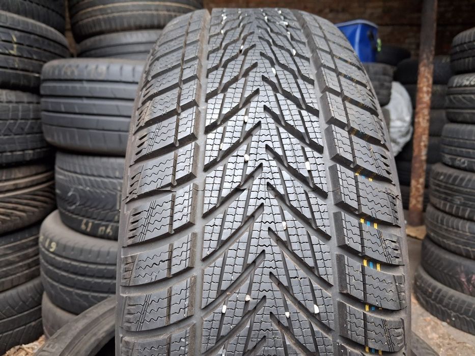 распаровка шины б/у 205/55 16 Good year Ultra Grip