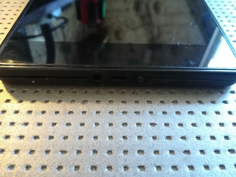 Планшет Kindle Amazon D01400 Не працює. ціна як за акумулятор