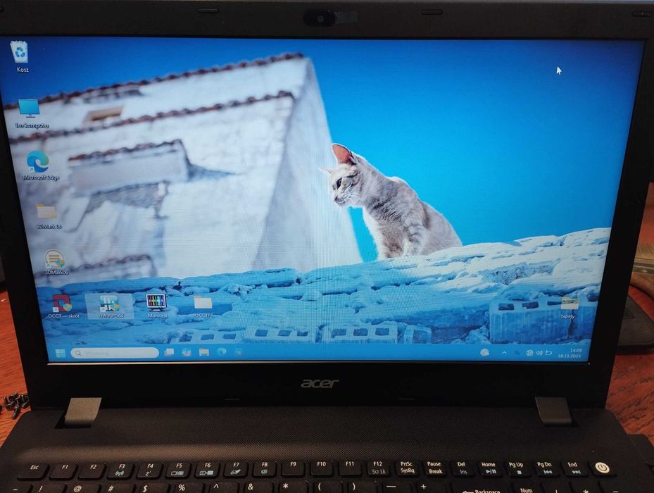 Laptop ACER travelmate P257-M i3-5005U 4GB