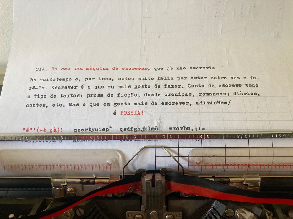 Máquina de escrever ***Eryka