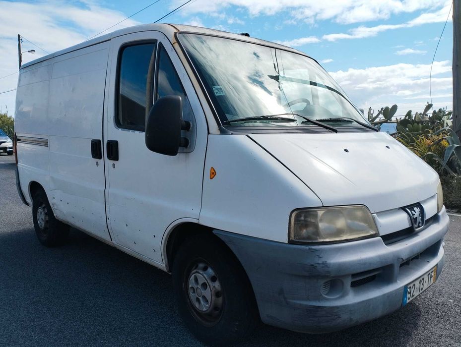 Peugeot Boxer 2.0 HDi Nacional | 220 mil km | Revisão feita