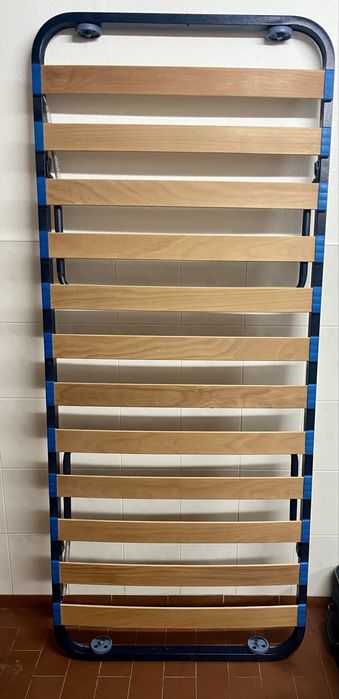 Estrado cama solteiro