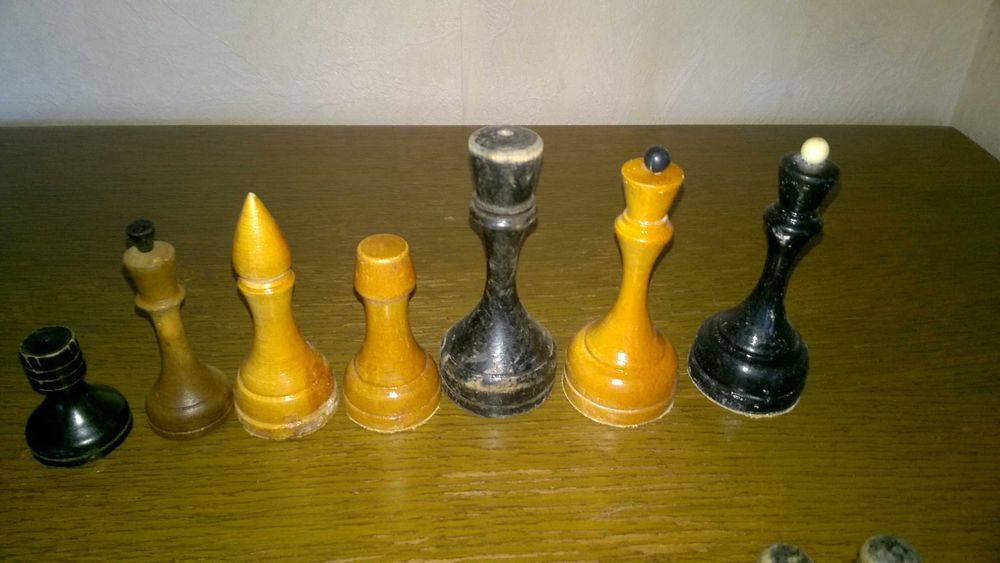 Шахматные фигуры, деревянные