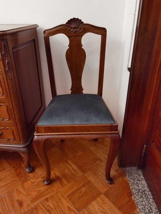 Mobilia de Quarto completa muito bonita e em bom estado
