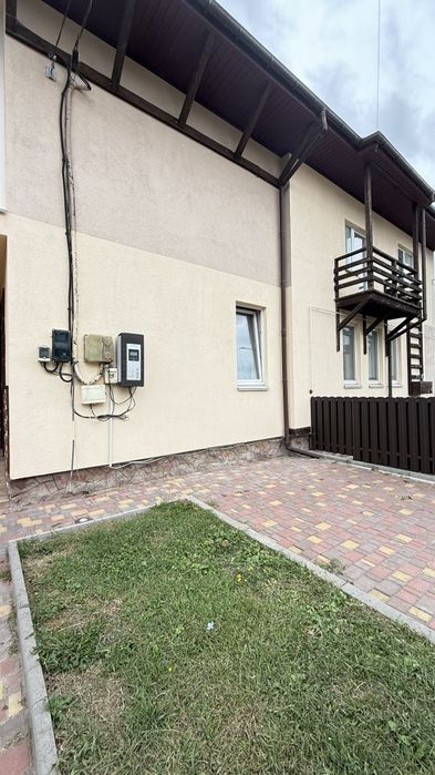 Таун з ремонтом та меблями, без комісії! Топ локація, поруч ВСЕ!