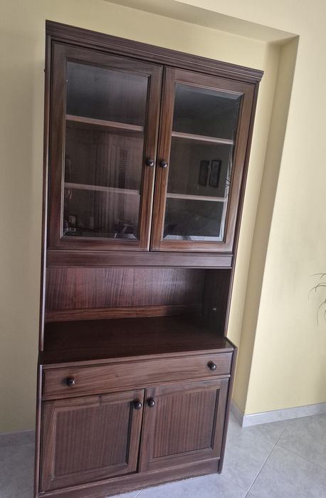 Móvel de madeira para sala