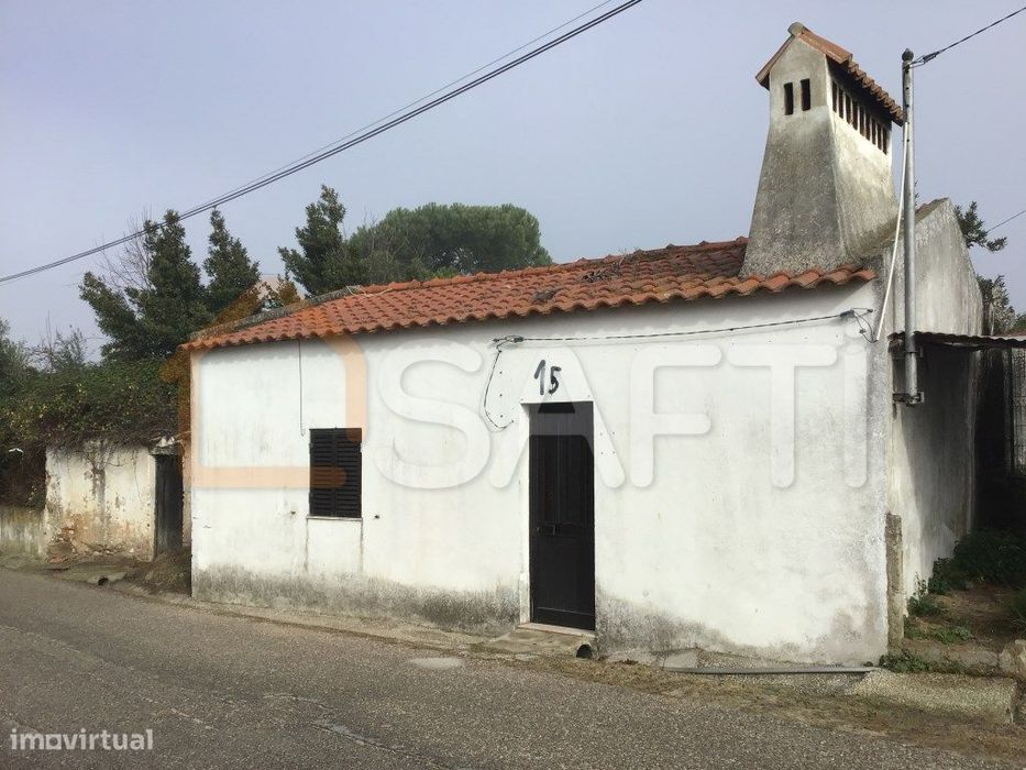 CASA DE CAMPO T2 a recuperar de traça rural