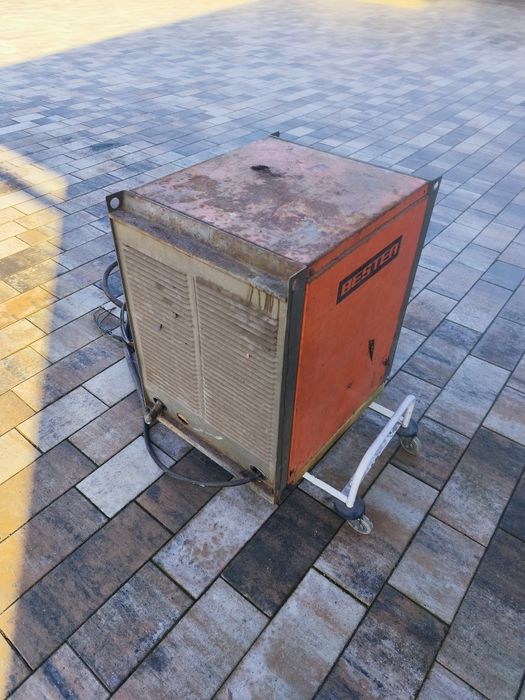 Prostownik Bester Bać 80/100 ładowarka wna 1320
