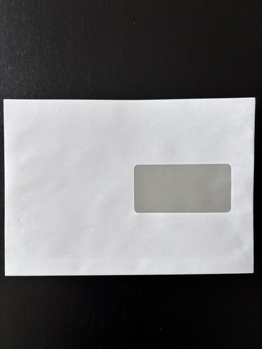 Koperty białe C5 z okienkiem - 50 sztuk samoklejące z paskiem