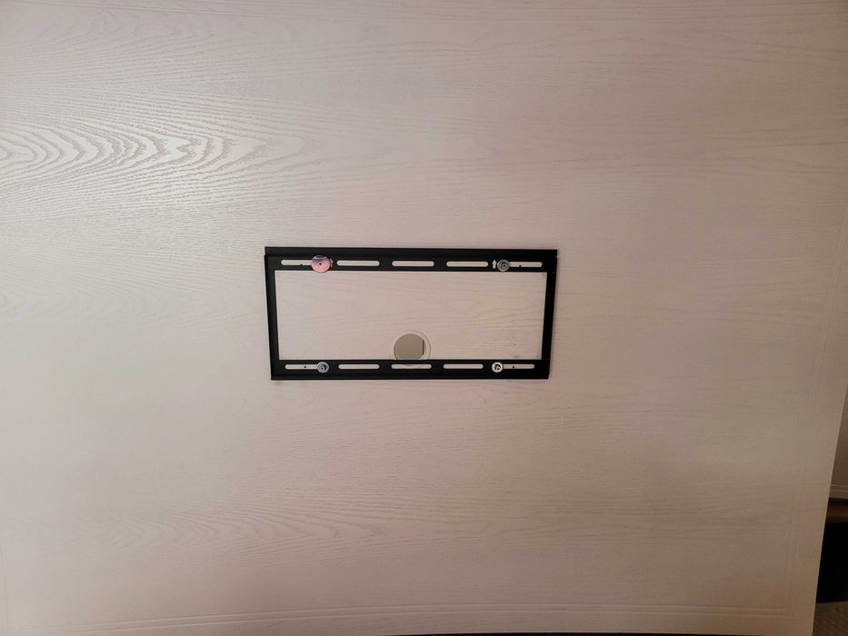Grande fundo em madeira com suporte para televisão - Como novo