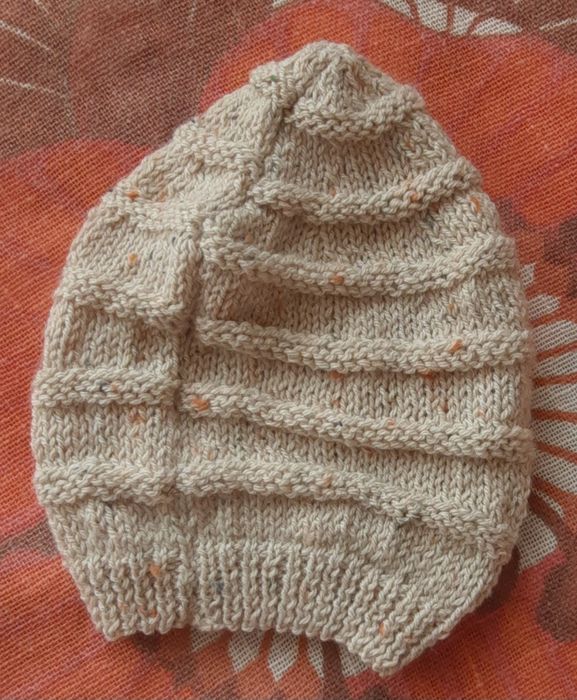 Czapka robiona na drutach * NOWA