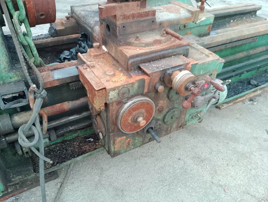 токарний станок 1М63ДФ101