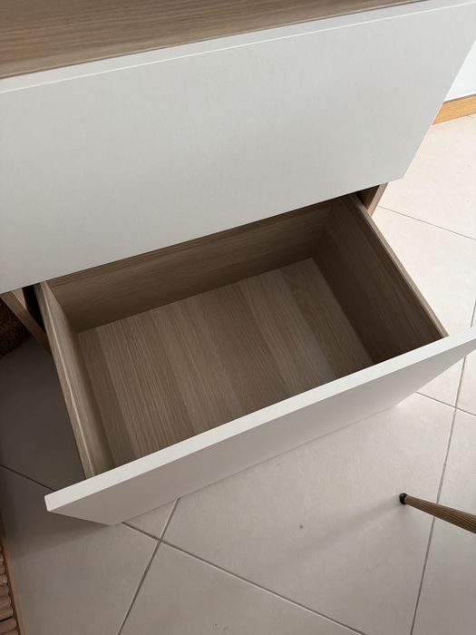 Estante besta Ikea