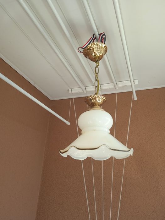 Люстра у приміщення