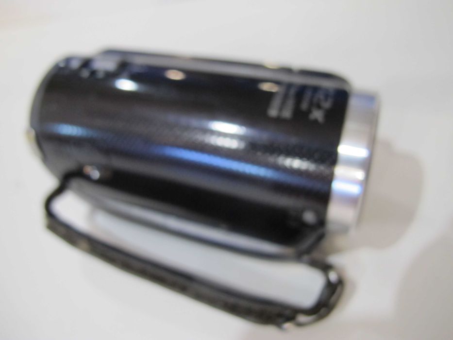 Panasonic HDC-HS80,  HC-V100, Full HD, 42 x opt zoom