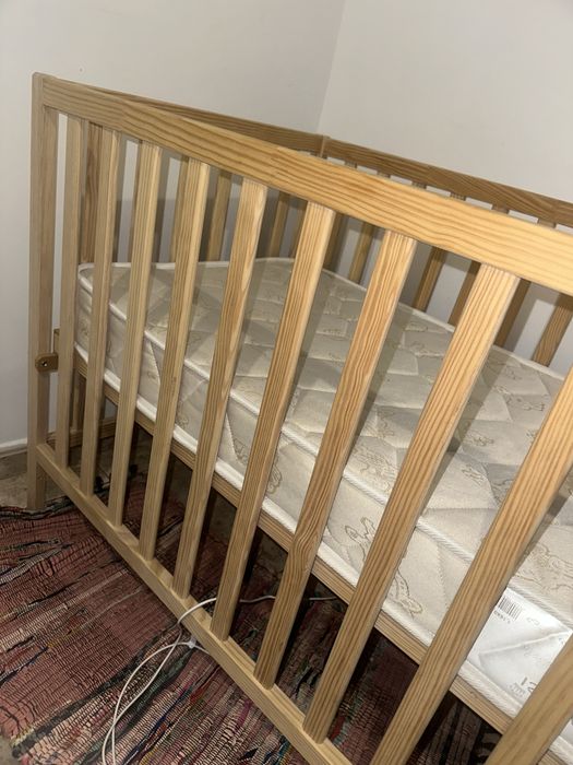 Vendo berço que nenem, 7 meses mais meu filho dormiu nem 5 vezes nele