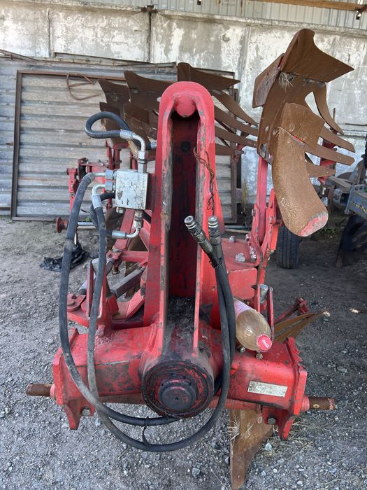 Плуг оптікон 4 корпуса