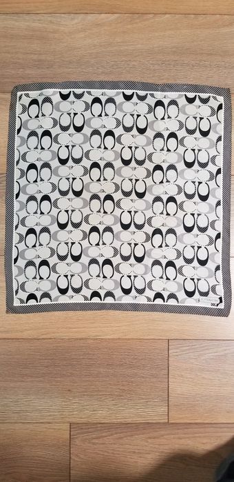 Шовкова хустка Coach