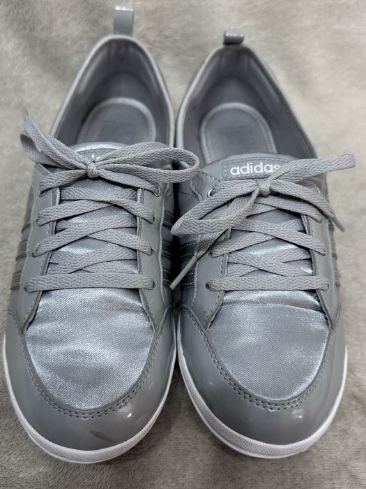 Adidas neo label